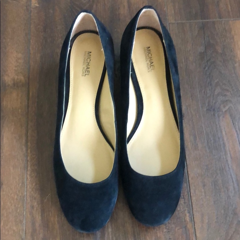 MICHAEL Micheal Kors shoes size 8M.